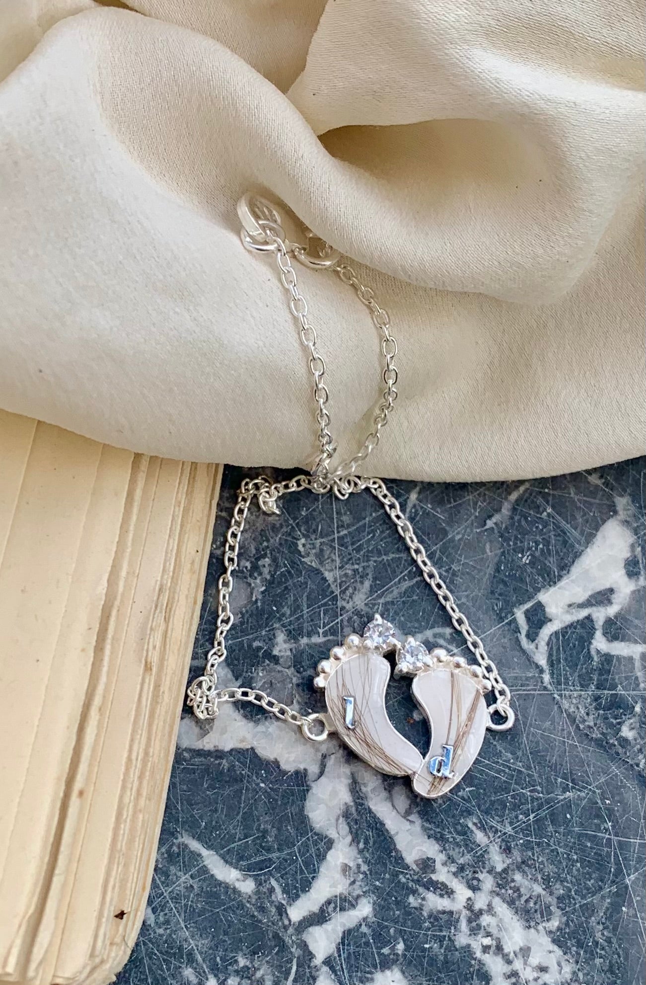 Bracelet lait maternel petits pieds